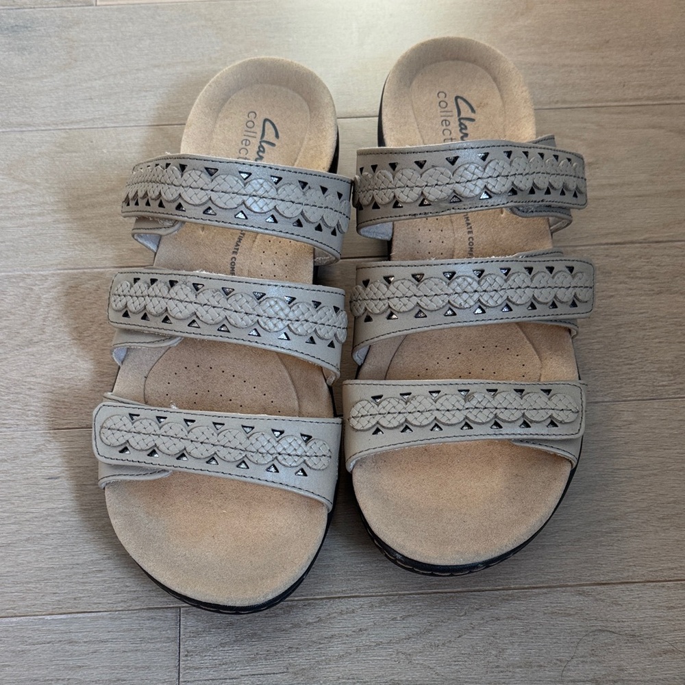Clarks  Sandals